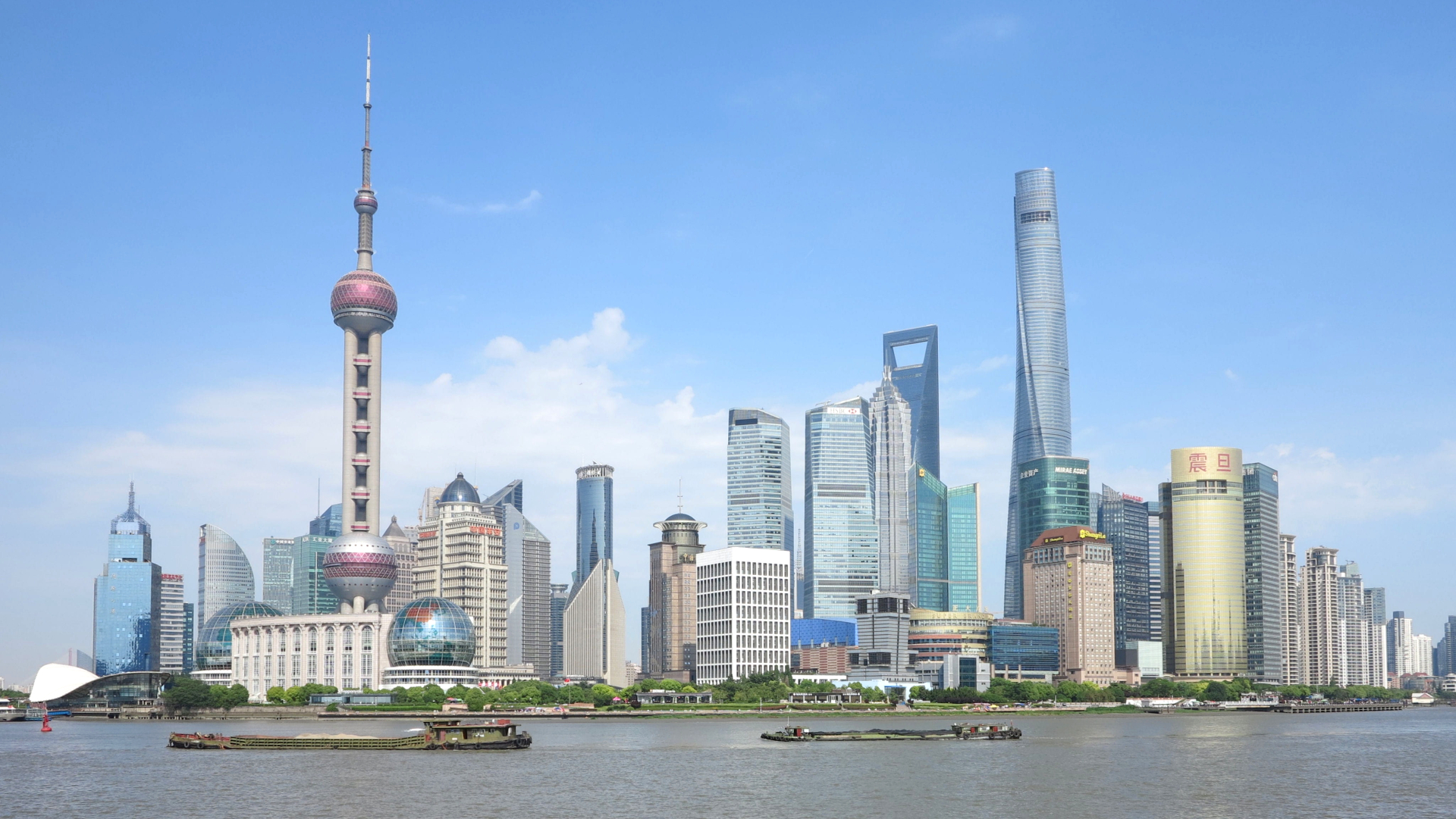 Shanghai Bund skyline China travel itinerary guide